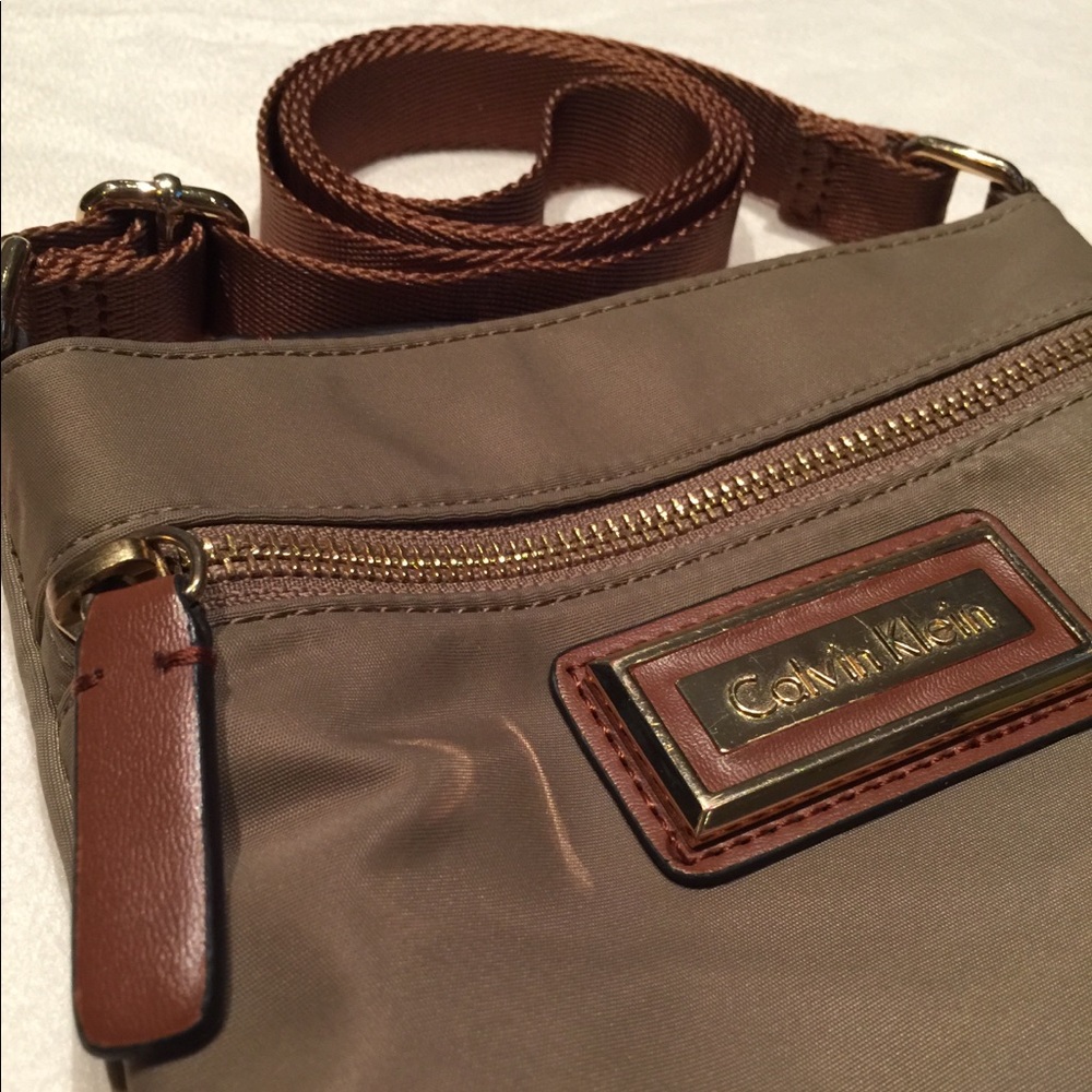 Tan Calvin Klein Crossbody, Small 7” x 7”